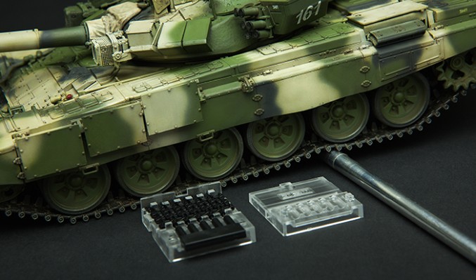 1/35 俄罗斯T-90主战坦克带TBS-86推土铲