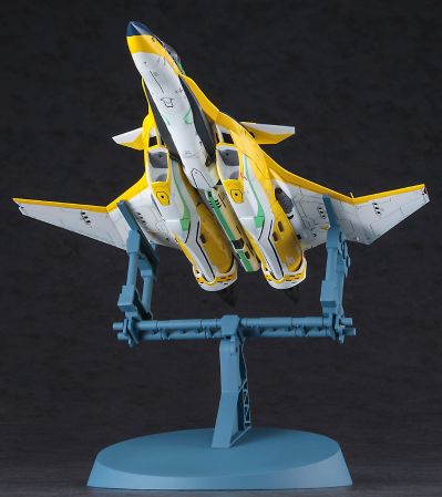 超时空要塞Δ VF-31F Kaname Buccaneer Color 