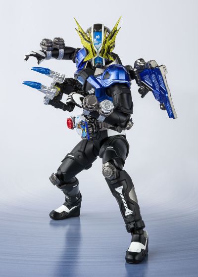 S.H.Figuarts 假面骑士：时王 假面骑士复活者盖茨 真正的救世主套装