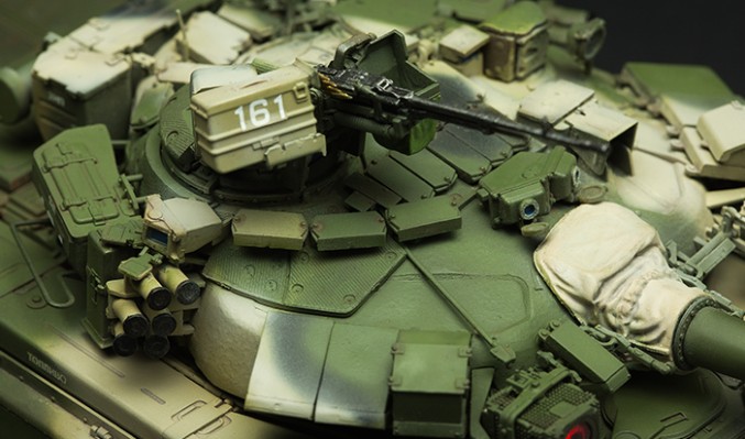 1/35 俄罗斯T-90主战坦克带TBS-86推土铲