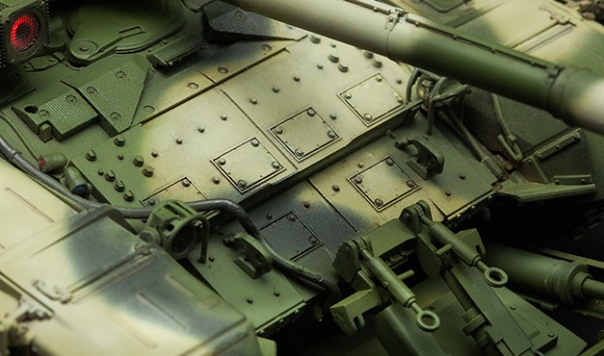 1/35 俄罗斯T-90主战坦克带TBS-86推土铲