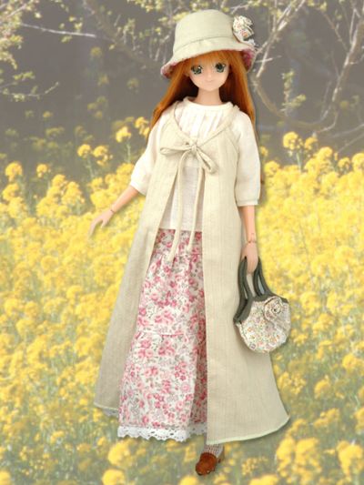 AZONEOriginalDoll Grassy Plain 