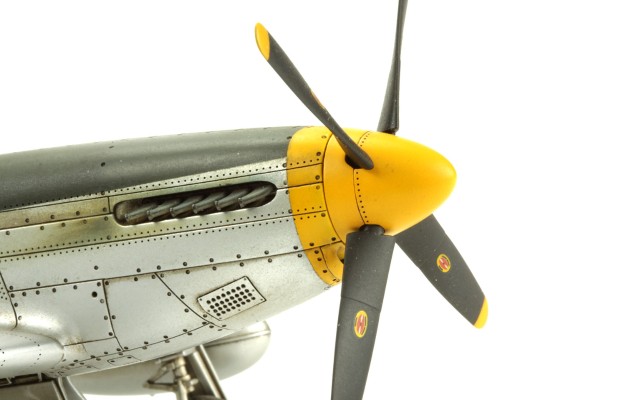LS-009 北美P-51D战斗机 “黄鼻野马”