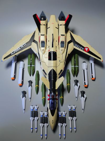 DX超合金 超时空要塞Plus YF-19 全装备型