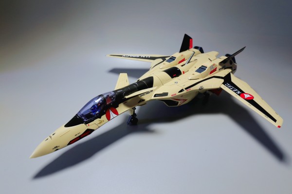 DX超合金 超时空要塞Plus YF-19 全装备型