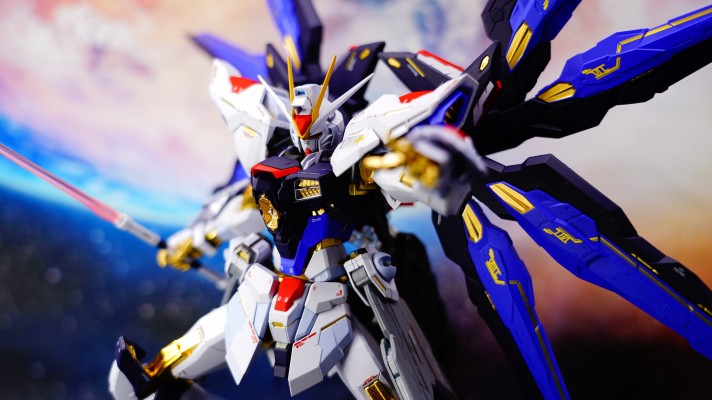 METAL BUILD 机动战士高达SEED Destiny ZGMF-X20A 强袭自由高达