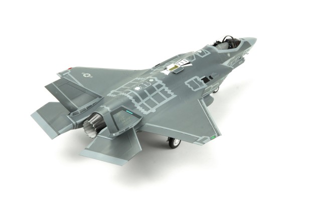 LS-007 美国 洛克希德-马丁 F-35 A“闪电”II 战斗机