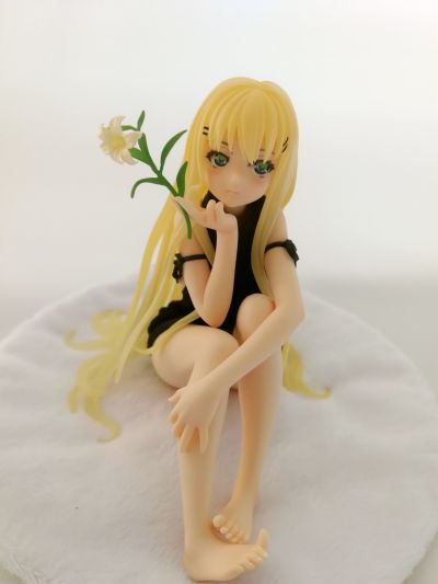夕莉