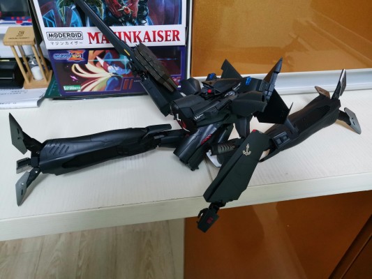 超时空要塞 Zero SV-51γ(诺拉‧波尔扬斯基机)