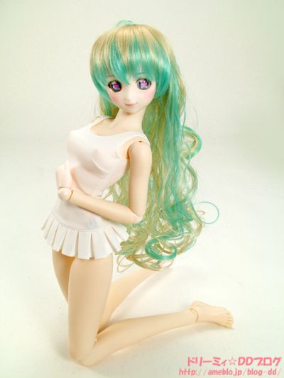 Dollfie Dream DD 天元突破 红莲之眼 尼娅·铁佩林