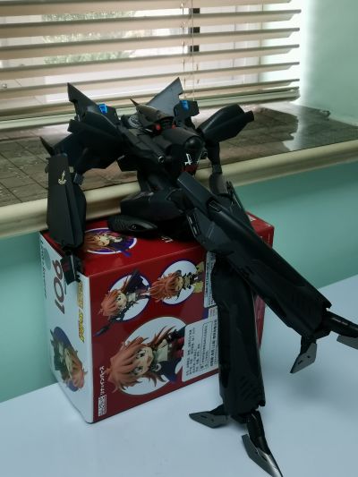 超时空要塞 Zero SV-51γ(诺拉‧波尔扬斯基机)