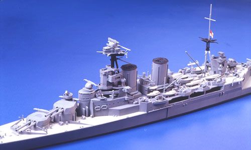 31806 1/700 水线系列 英国皇家海军 战列巡洋舰 胡德＆E级驱逐舰  北大西洋追击战