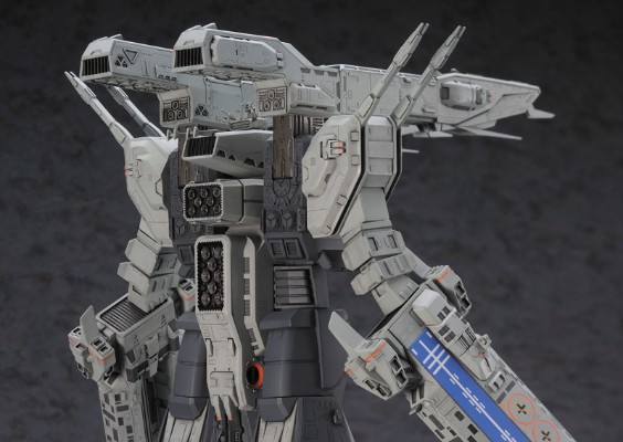 超时空要塞 剧场版：可曾记得爱 1/4000 SDF-1  超时空要塞 攻击者模式 “剧场版”