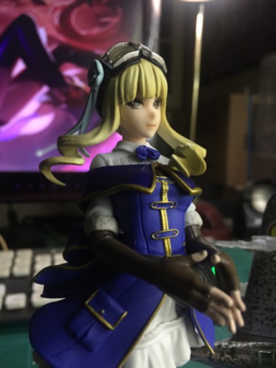 FiguartsZERO 荒野的寿飞行队 艾玛