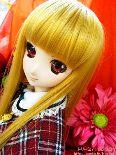 Dollfie Dream DDH-06 化妆完成版“魔法红宝石”带有特殊动漫眼睛