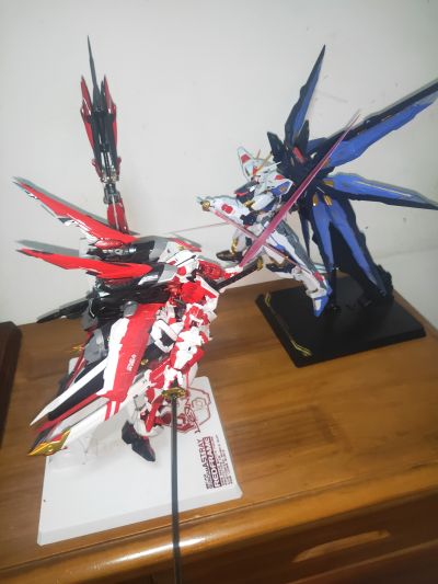 METAL BUILD 机动战士高达SEED VS Astray MBF-P02KAI 异端高达红色机改