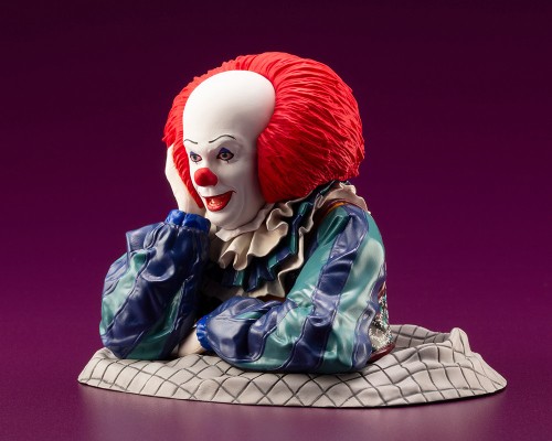 ARTFX Statue It1990 Pennywise 