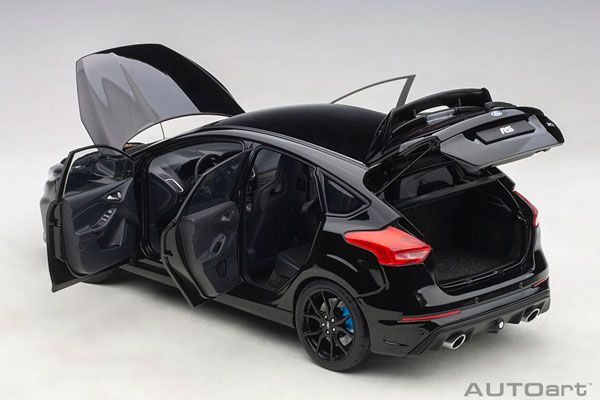 1/18 AUTOart・复合材料模型 福特 RS (黑)