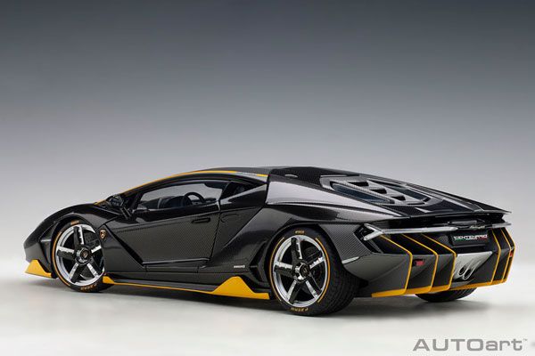1/18 兰博基尼 Centenario (碳黑色主色/黄色强调色)