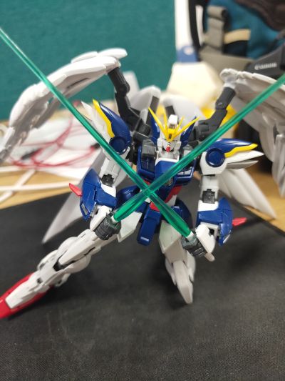 RG 1/144 XXXG-00W0 飞翼高达零式 EW
