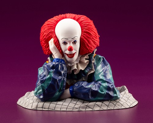ARTFX Statue It1990 Pennywise 