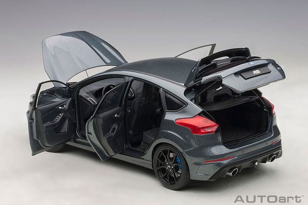 1/18 AUTOart・复合材料模型 福特 RS (金属灰)