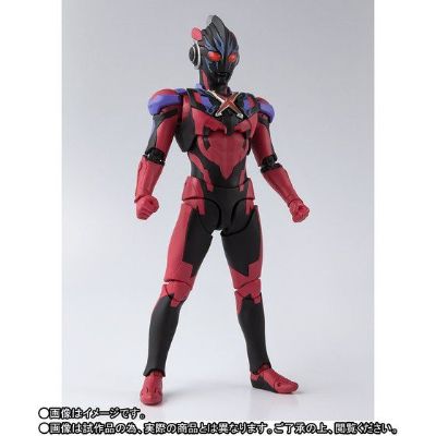 S.H.Figuarts 奥特银河格斗 新生代英雄 黑暗艾克斯奥特曼+黑暗哥莫拉装甲