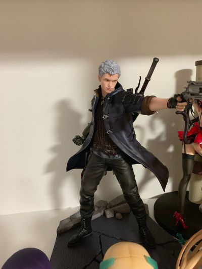ARTFX J 鬼泣5 尼禄