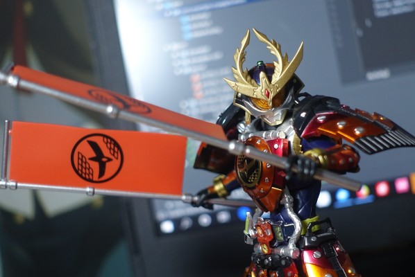 S.H.Figuarts 假面骑士铠武 假面骑士铠武 凯旋武装