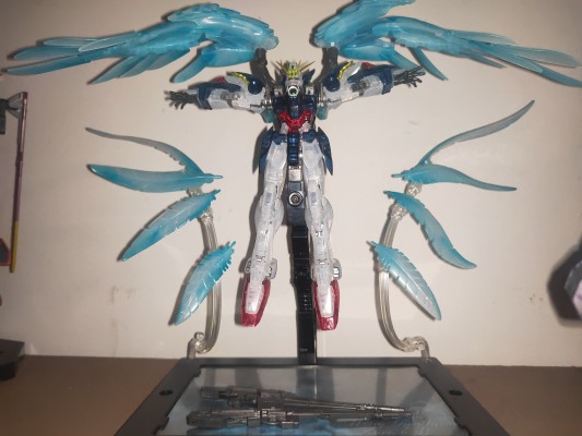 RG 1/144 XXXG-00W0 飞翼高达零式 EW