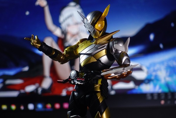 S.H.Figuarts 假面骑士创骑 假面骑士创骑 试验形态  （兔子巨龙形态）