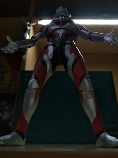 S.H.Figuarts 欧布奥特曼 欧布奥特曼 欧布原生