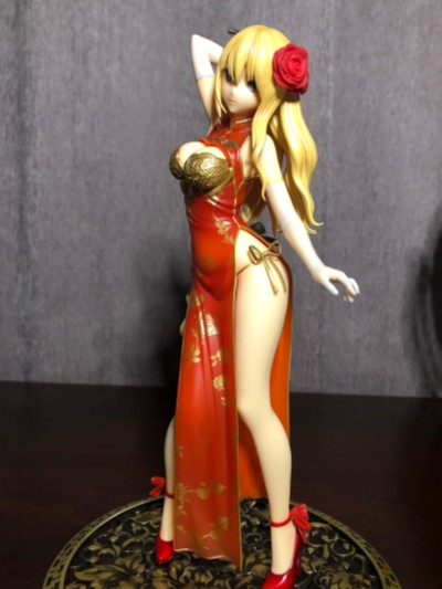 红玉真的比黑色香很多啊，衣服的透视效果也赞，拍完回盒