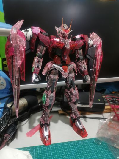 PG 机动战士高达00 GN-0000 00高达 &GN-0000 00高达&GN-0000 + GNR-010 00斩击强化模组 Trans-Am模式Raiser Clear Color Body