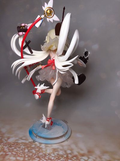 Fate/Grand Order 伊莉雅斯菲尔·冯·爱因兹贝伦 巧克力天使Ver.
