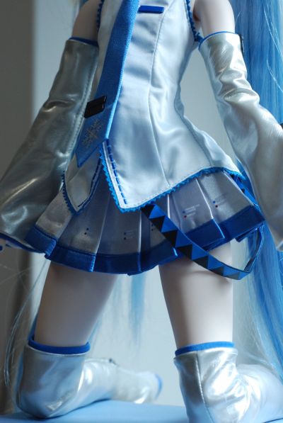 Dollfie Dream DD VOCALOID 初音未来 雪初音