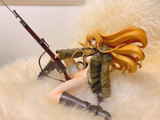 ELFRIEDE（埃尔弗里德）