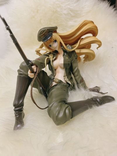 ELFRIEDE（埃尔弗里德）