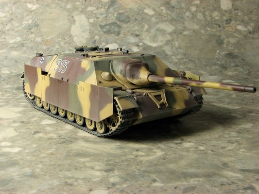 1/35 WW.II 德军 IV号坦克歼击车 L/70(V) “Lang” 2 in 1 