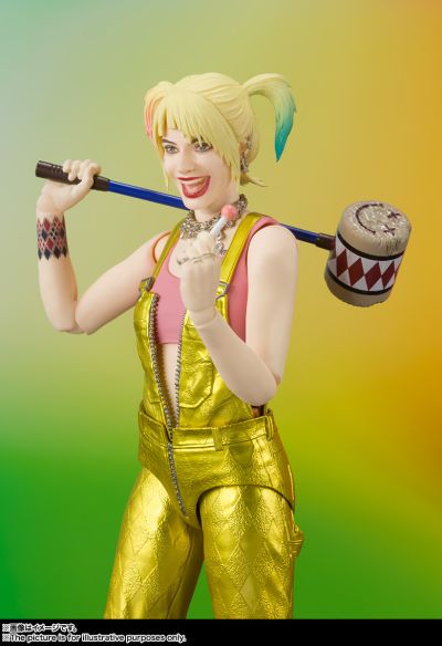 S.H.Figuarts 猛禽小队 哈莉·奎茵