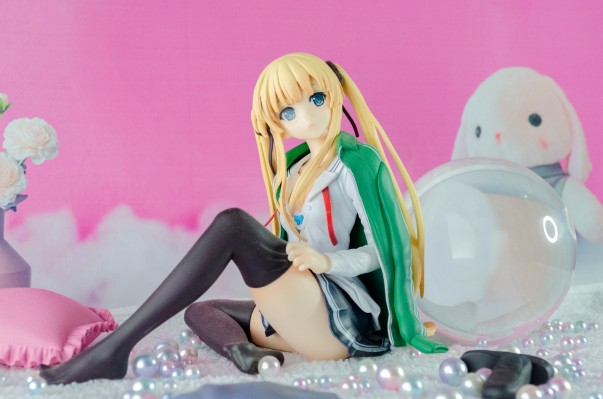 粘土人 #339b 初音未来 泳装Ver. 全家便利店 颜色