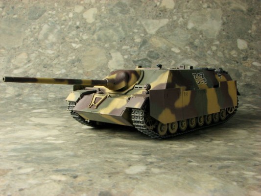 1/35 WW.II 德军 IV号坦克歼击车 L/70(V) “Lang” 2 in 1 