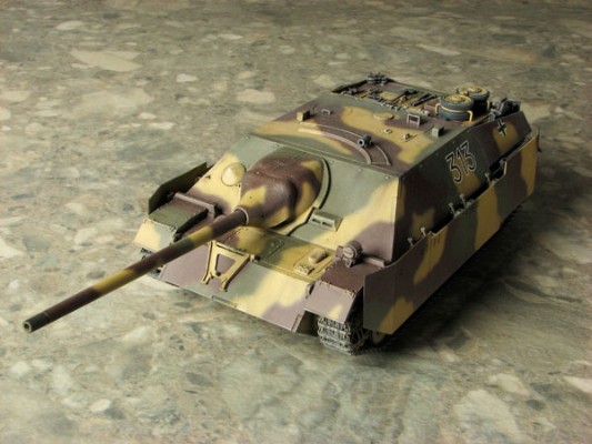 1/35 WW.II 德军 IV号坦克歼击车 L/70(V) “Lang” 2 in 1 