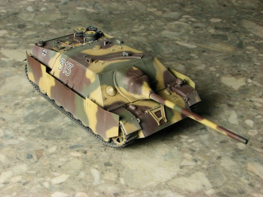 1/35 WW.II 德军 IV号坦克歼击车 L/70(V) “Lang” 2 in 1 