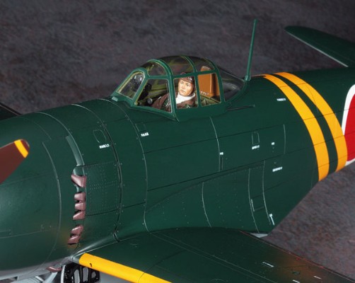 1/32 川西 N1K2-J 局地战斗机 紫电改