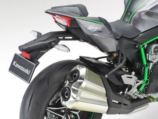 1/12 摩托车系列No.136 川崎 Ninja H2 CARBON