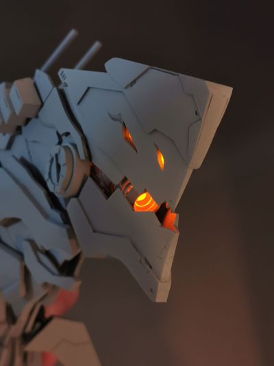 补贴上后边的龙