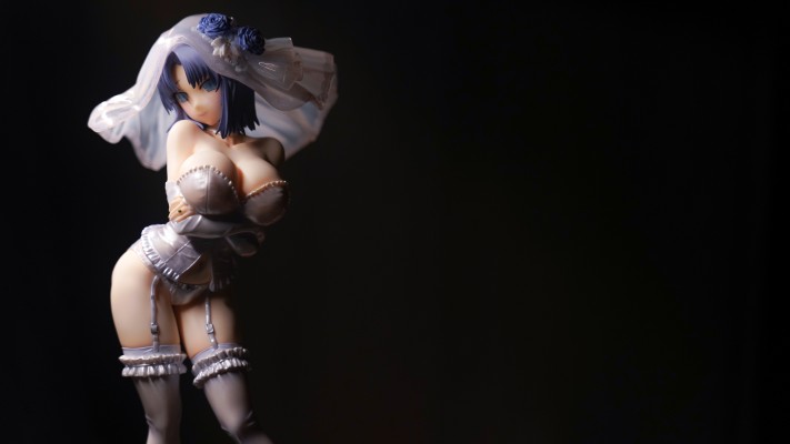 雪泉婚纱