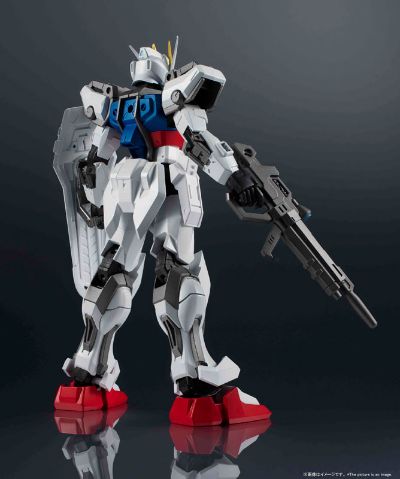 Gundam Universe 机动战士高达SEED GAT-X105 强袭高达