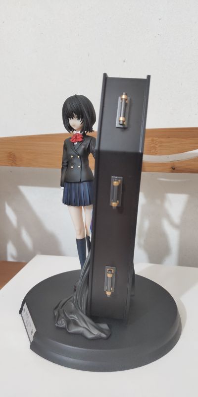 见崎鸣